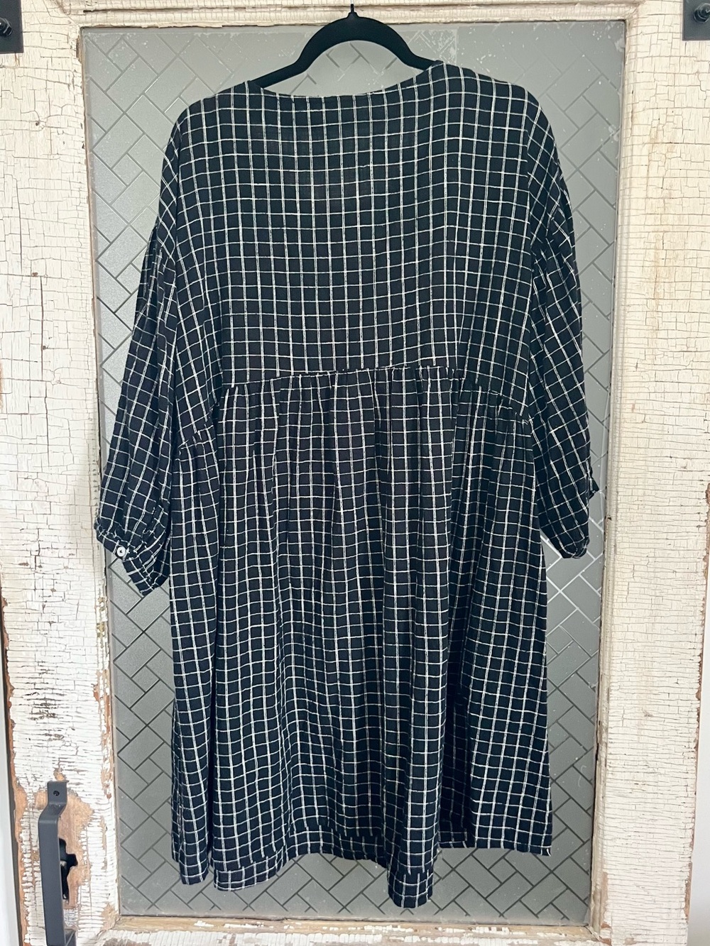 Black and White Windowpane Dress - Picture 2 of 3